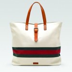 gucci_white_canvas_tote_resort_2011_(350_x_361)