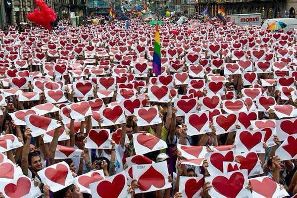 Certi_Diritti_same-sex_marriage_rally_in_Italy_insert_courtesy_Yuri_Guaiana_of_Certi_Diritti